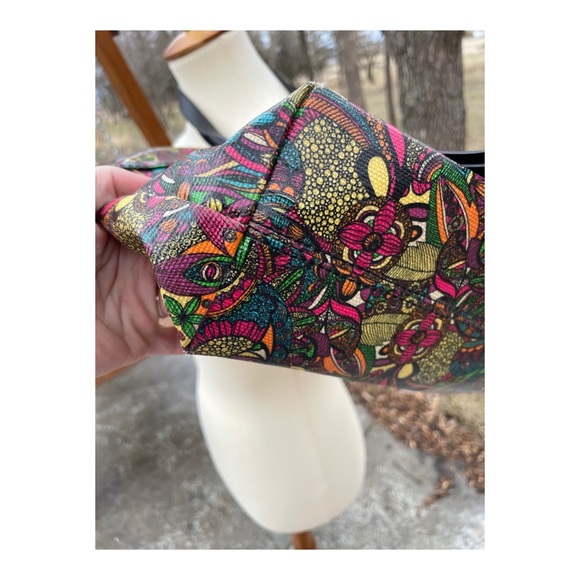 SOLD Sakroots Boho Tote Bag Purse Floral Print - Picture 13 of 16